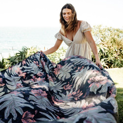 Matador/Volcom Pocket Blanket (marble floral)