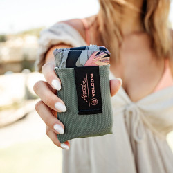 Matador/Volcom Pocket Blanket (marble floral)
