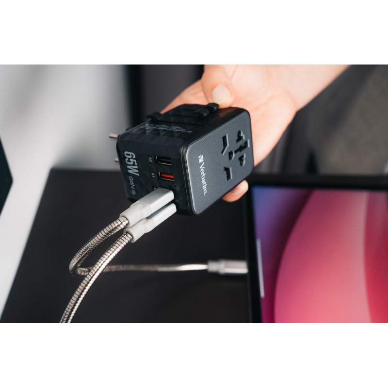 Verbatim Travel Adapter 65W UTA-05